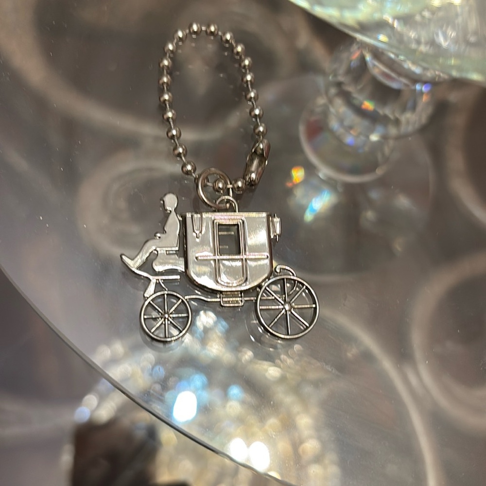 COACH Horse & Carriage Hang Tag